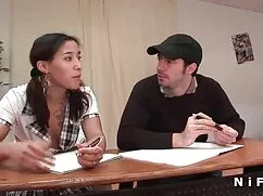 Japon sevimli kız mastürbasyon onu porno anal amator kedi gösterir