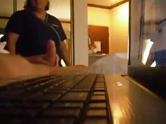 Olgun anal porno amator Lala Bond, kendini tam bir sunum yapma